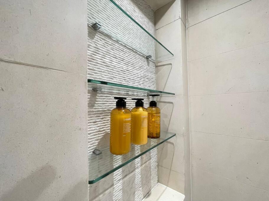 Quintessential Town House Close To Appartamento Londra